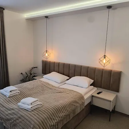 Nad Parkiem Homestay *